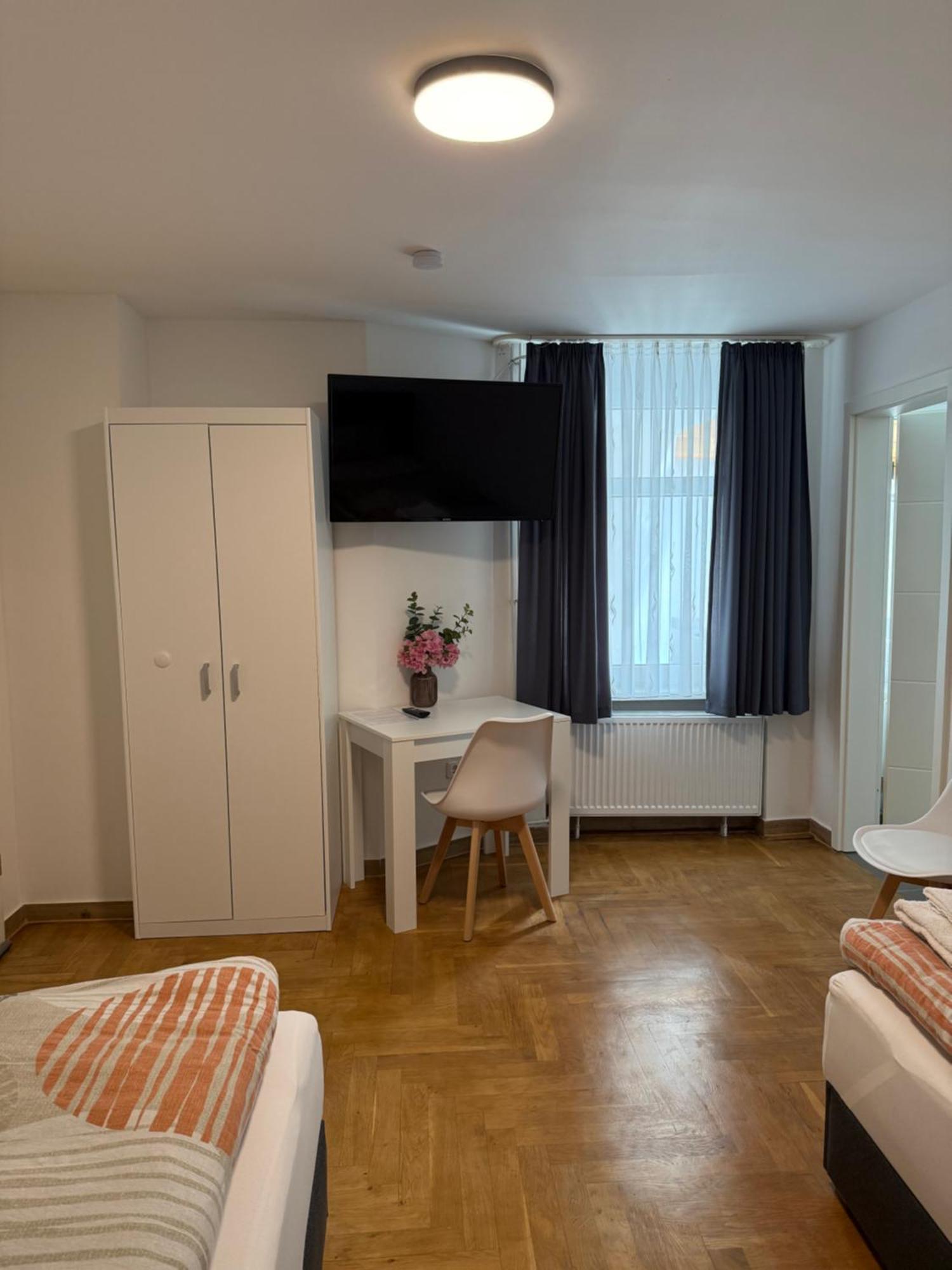 Stendaler Apartments Room photo