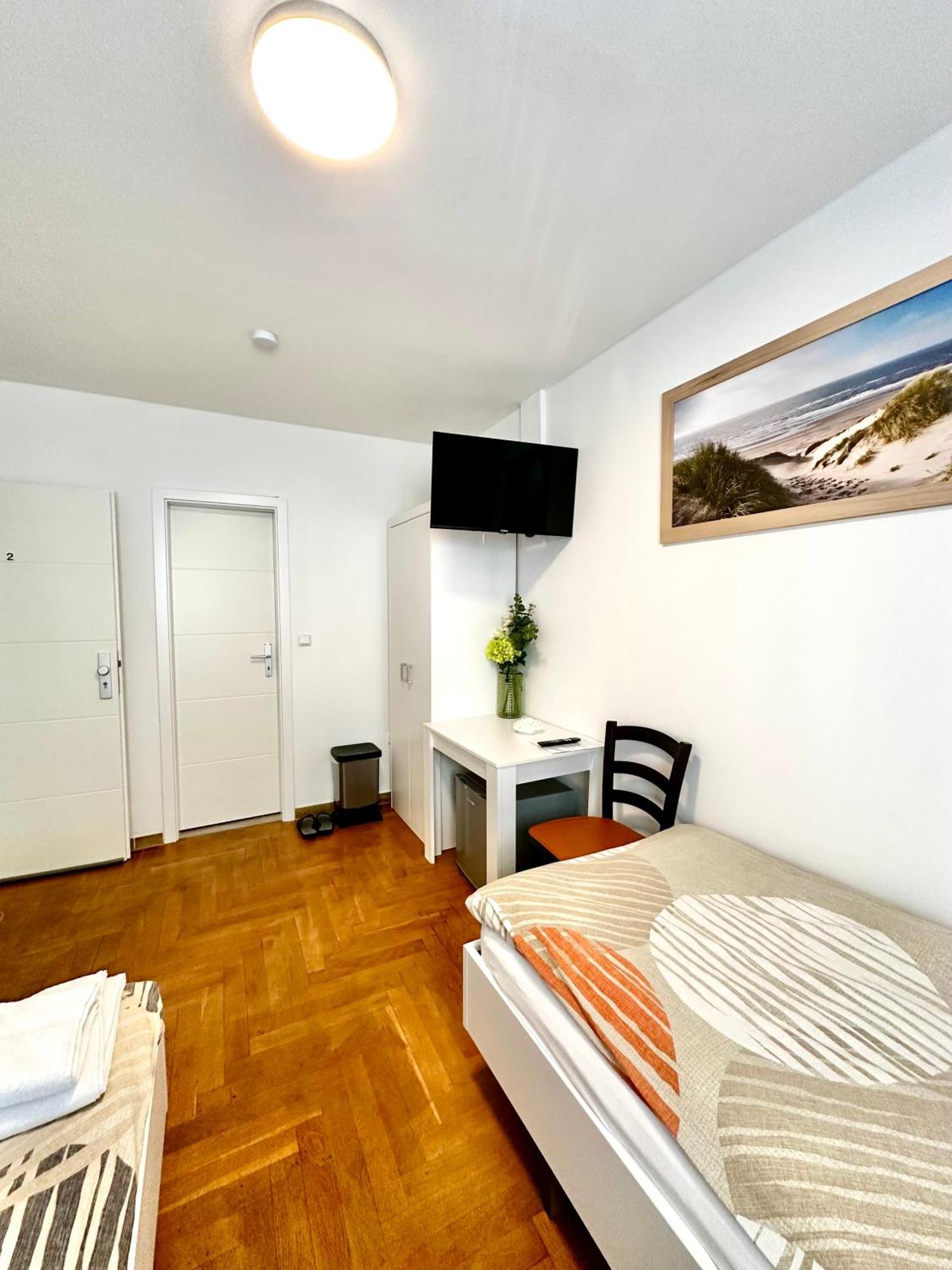 Stendaler Apartments Room photo
